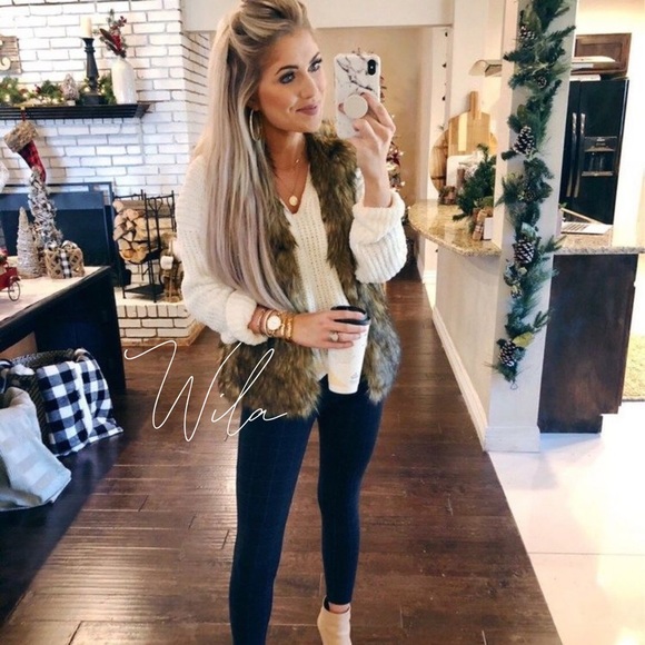 Preppy fall winter luxe Faux fur vest tan brown - Picture 4 of 5